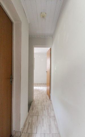 Casa de condomínio à venda com 62m², 2 quartos e 1 vaga Casa de condomínio à venda com 62m², 2 quartos e 1 vagaCorredor