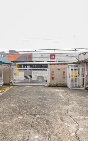 Casa de condomínio à venda com 62m², 2 quartos e 1 vaga Casa de condomínio à venda com 62m², 2 quartos e 1 vagaEstacionamento
