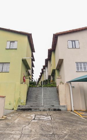 Casa de condomínio à venda com 62m², 2 quartos e 1 vaga Casa de condomínio à venda com 62m², 2 quartos e 1 vagaEstacionamento