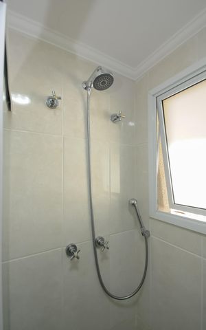 Apartamento à venda com 203m², 4 quartos e 3 vagasBanheiro da Suíte 1