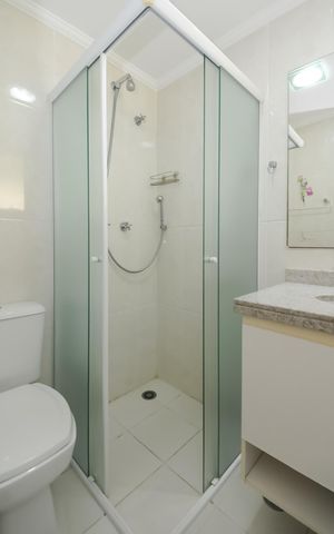Apartamento à venda com 203m², 4 quartos e 3 vagasBanheiro da Suíte 3