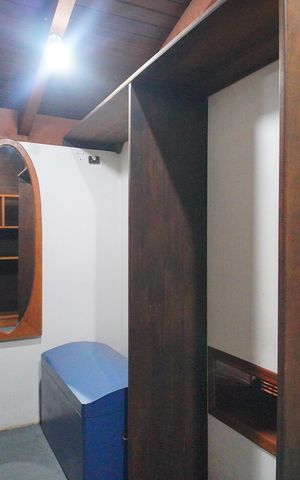 Casa à venda com 300m², 5 quartos e 2 vagasCloset