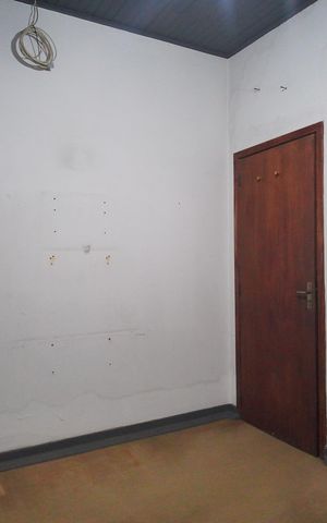 Casa à venda com 300m², 5 quartos e 2 vagasQuarto 3