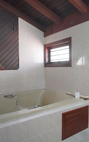 Casa à venda com 300m², 5 quartos e 2 vagasBanheiro da Suíte