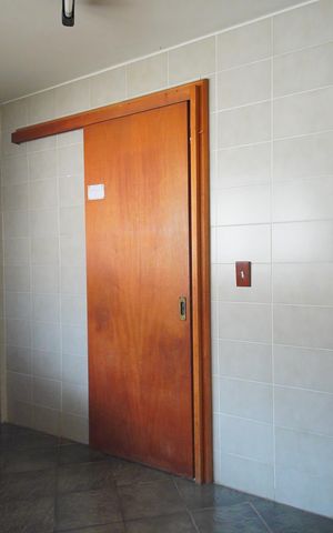 Casa à venda com 300m², 5 quartos e 2 vagasÁrea de Serviço