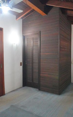 Casa à venda com 300m², 5 quartos e 2 vagasSuíte