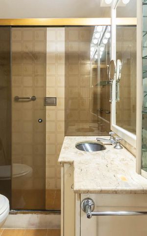 Apartamento à venda com 80m², 2 quartos e 1 vagaBanheiro Suíte