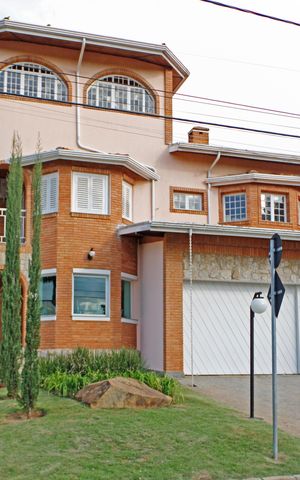 Casa de condomínio para alugar com 779m², 3 quartos e 3 vagasFachada