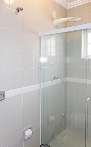 Casa de condomínio para alugar com 779m², 3 quartos e 3 vagasedícula