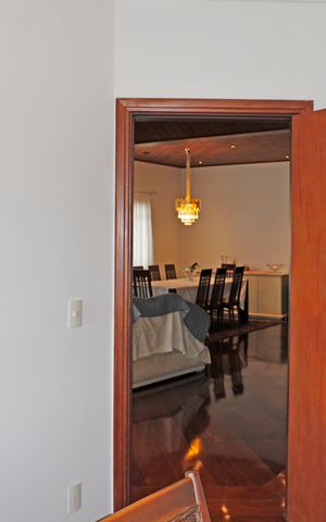 Casa de condomínio para alugar com 779m², 3 quartos e 3 vagasEscritório