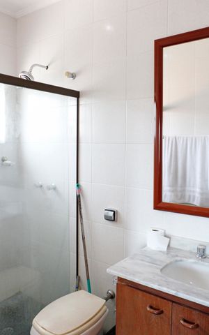 Casa de condomínio para alugar com 779m², 3 quartos e 3 vagasBanheiro do Quarto 3