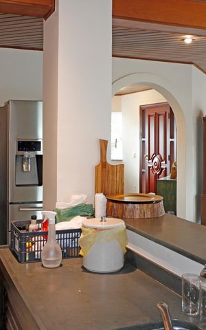 Casa de condomínio para alugar com 779m², 3 quartos e 3 vagasedícula
