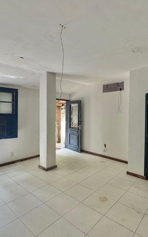 Casa para alugar com 30m², 1 quarto e 1 vaga Casa para alugar com 30m², 1 quarto e 1 vagaSala/Quarto