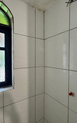 Casa para alugar com 30m², 1 quarto e 1 vaga Casa para alugar com 30m², 1 quarto e 1 vagaBanheiro