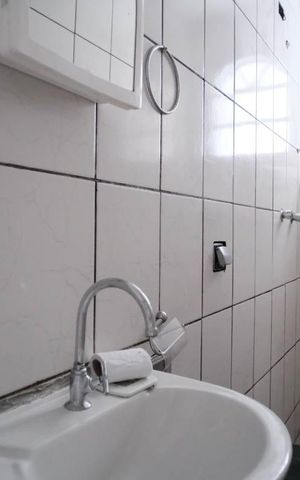 Casa para alugar com 100m², 2 quartos e sem vagaBanheiro