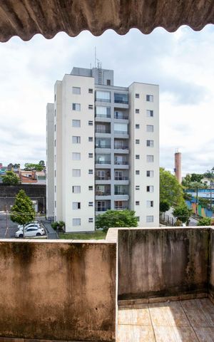 Casa à venda com 118m², 3 quartos e 1 vagaÁrea de Serviço