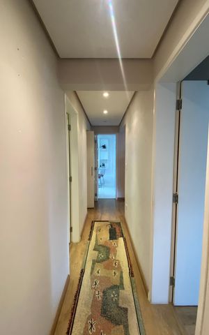 Apartamento à venda com 134m², 3 quartos e 3 vagas Apartamento à venda com 134m², 3 quartos e 3 vagasCorredor