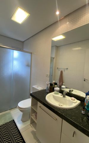 Apartamento à venda com 134m², 3 quartos e 3 vagas Apartamento à venda com 134m², 3 quartos e 3 vagasBanheiro da Suíte 1