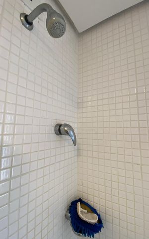 Apartamento à venda com 134m², 3 quartos e 3 vagas Apartamento à venda com 134m², 3 quartos e 3 vagasBanheiro da Suíte 1