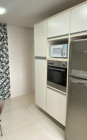Apartamento à venda com 134m², 3 quartos e 3 vagas Apartamento à venda com 134m², 3 quartos e 3 vagasCozinha