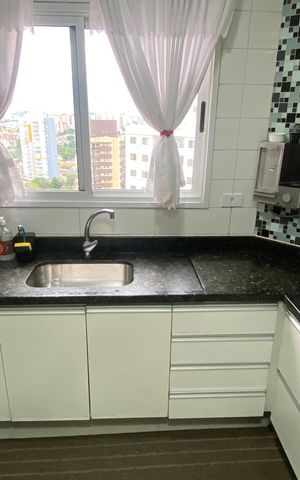 Apartamento à venda com 134m², 3 quartos e 3 vagas Apartamento à venda com 134m², 3 quartos e 3 vagasCozinha