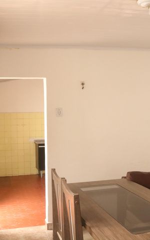 Casa à venda com 55m², 2 quartos e 1 vagaSala