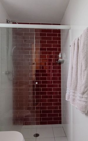 Apartamento à venda com 100m², 3 quartos e 2 vagas Apartamento à venda com 100m², 3 quartos e 2 vagasBanheiro da Suíte
