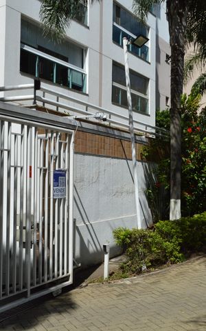 Apartamento à venda com 100m², 3 quartos e 2 vagasFachada + Plaquinha