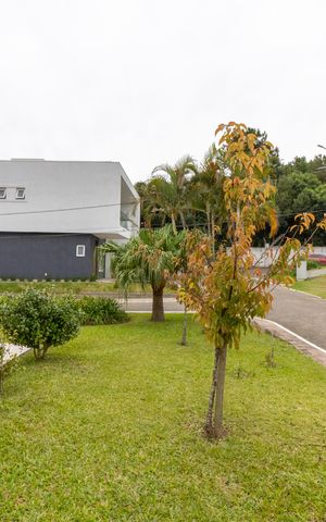 Casa de condomínio à venda com 455m², 4 quartos e 2 vagas Casa de condomínio à venda com 455m², 4 quartos e 2 vagasJardim
