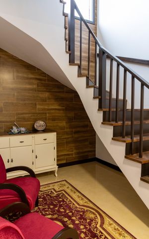 Casa de condomínio à venda com 455m², 4 quartos e 2 vagas Casa de condomínio à venda com 455m², 4 quartos e 2 vagasEntrada