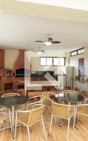 Apartamento à venda com 124m², 4 quartos e 3 vagasÁrea comum - Churrasqueira