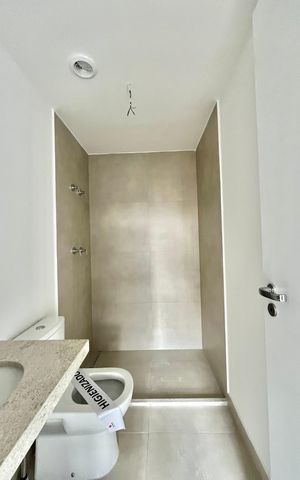 Apartamento à venda com 141m², 3 quartos e 2 vagas Apartamento à venda com 141m², 3 quartos e 2 vagasBanheiro da Suíte 3
