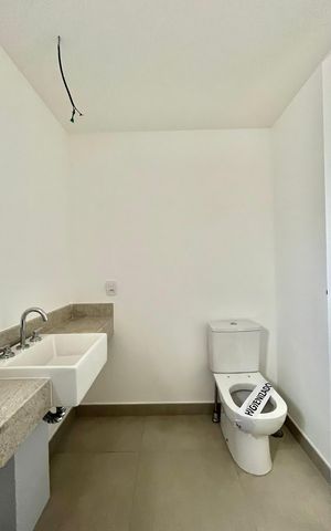 Apartamento à venda com 141m², 3 quartos e 2 vagas Apartamento à venda com 141m², 3 quartos e 2 vagasBanheiro da Suíte 2