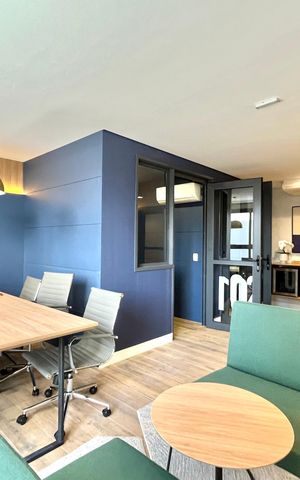 Apartamento à venda com 141m², 3 quartos e 2 vagas Apartamento à venda com 141m², 3 quartos e 2 vagasÁrea comum - Coworking