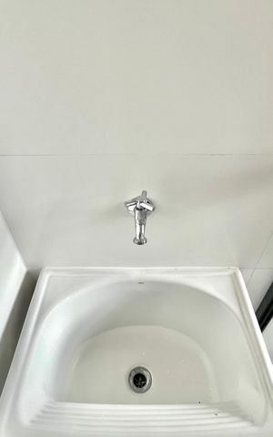 Apartamento à venda com 141m², 3 quartos e 2 vagas Apartamento à venda com 141m², 3 quartos e 2 vagasÁrea de Serviço