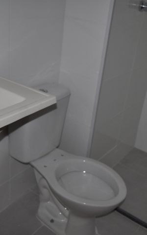 Apartamento para alugar com 58m², 2 quartos e sem vagaBanheiro