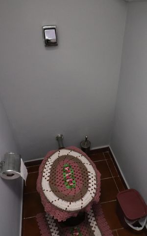Casa à venda com 300m², 5 quartos e 2 vagasLavabo