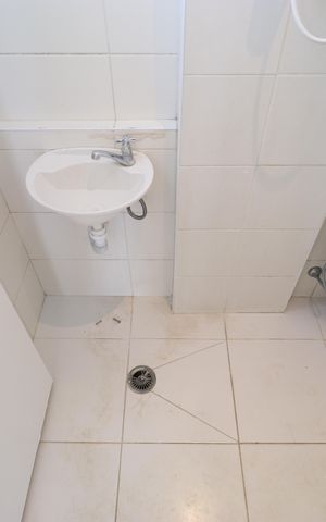 Apartamento à venda com 290m², 4 quartos e 4 vagasBanheiro de Serviço