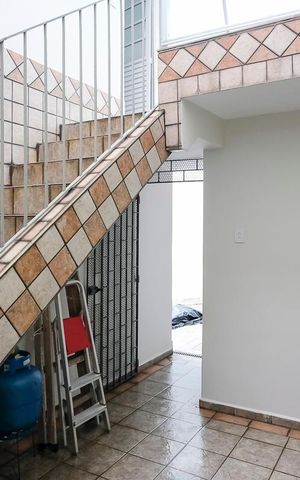 Casa à venda com 280m², 4 quartos e 5 vagasÁrea de serviço