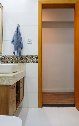 Casa à venda com 280m², 4 quartos e 5 vagasBanheiro da suíte