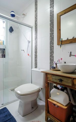 Casa à venda com 280m², 4 quartos e 5 vagasBanheiro