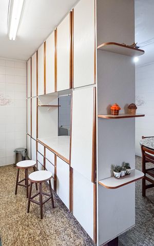 Casa à venda com 192m², 3 quartos e 5 vagas Casa à venda com 192m², 3 quartos e 5 vagasCozinha
