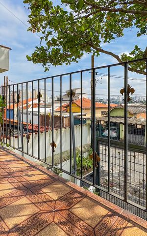 Casa à venda com 192m², 3 quartos e 5 vagas Casa à venda com 192m², 3 quartos e 5 vagasVaranda da Suíte