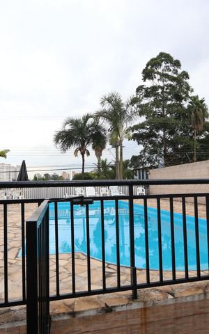 Casa de condomínio à venda com 86m², 2 quartos e 2 vagasÁrea comum - Piscina