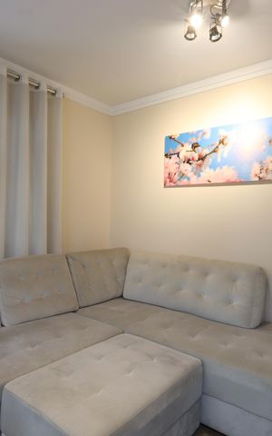 Casa de condomínio à venda com 86m², 2 quartos e 2 vagasSala