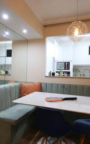Casa de condomínio à venda com 86m², 2 quartos e 2 vagasSala