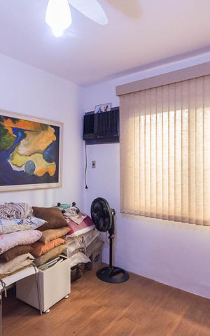 Apartamento à venda com 250m², 4 quartos e 2 vagasQuarto