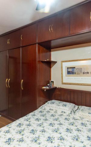 Apartamento à venda com 250m², 4 quartos e 2 vagasSuíte 1