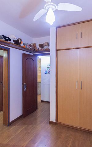 Apartamento à venda com 250m², 4 quartos e 2 vagasQuarto