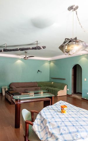 Apartamento à venda com 250m², 4 quartos e 2 vagasSala
